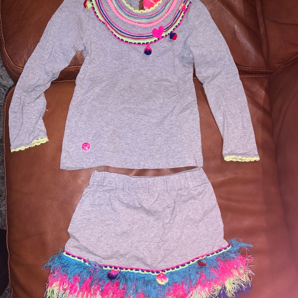 Beautiful two piece girls set